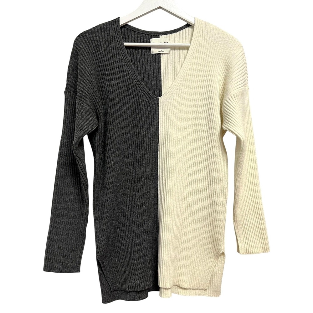 Abercrombie & Fitch Sweater Womens Small Gray White Ribbed Colorblock V-Neck L/S